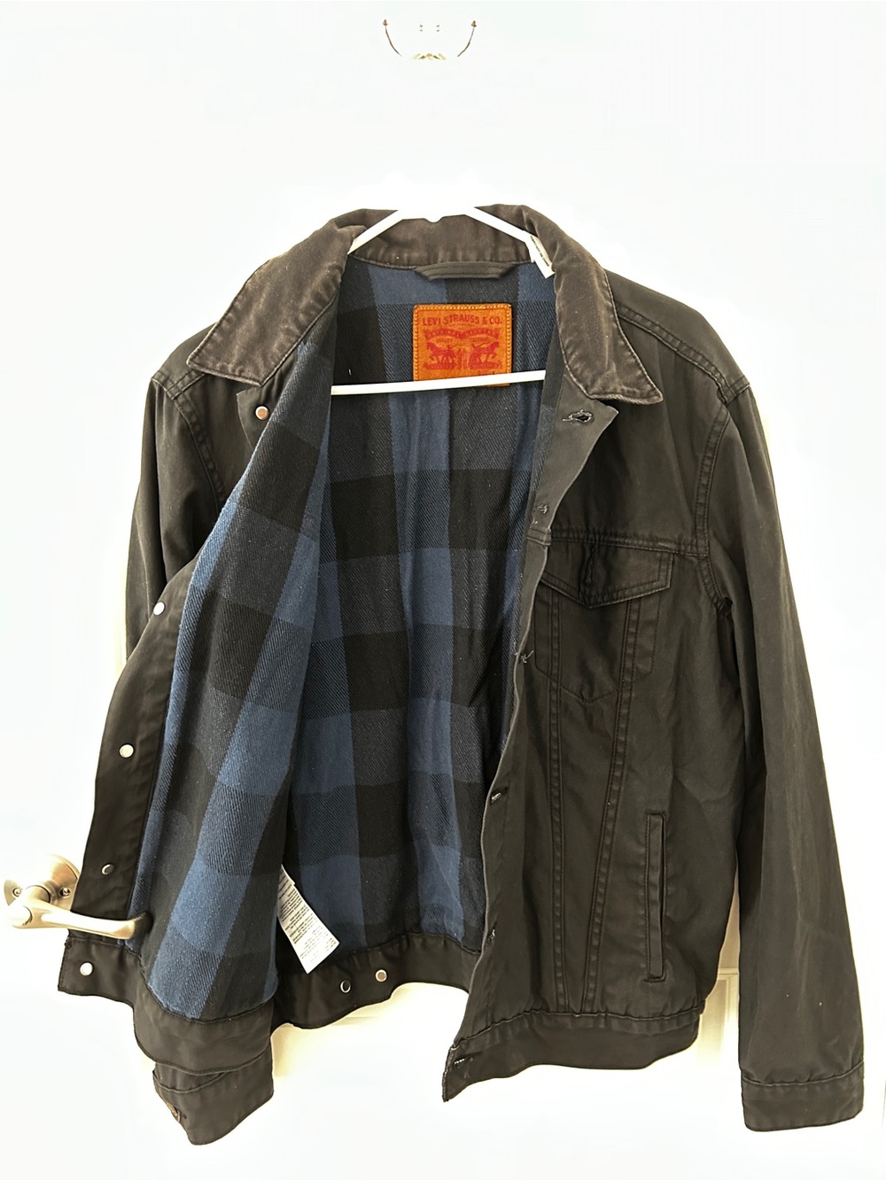Levi's Men's Sherpa Trucker Jacket in Graphite Twill